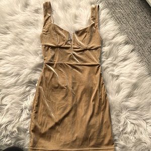 Superdown Dress in Nude